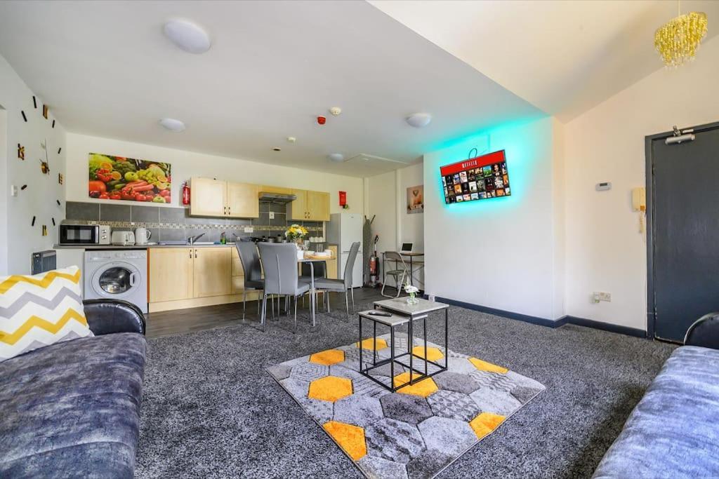 -F5Gh- For Relaxed & Cosy Stay, Free Parking, Wifi Leeds  Exterior foto